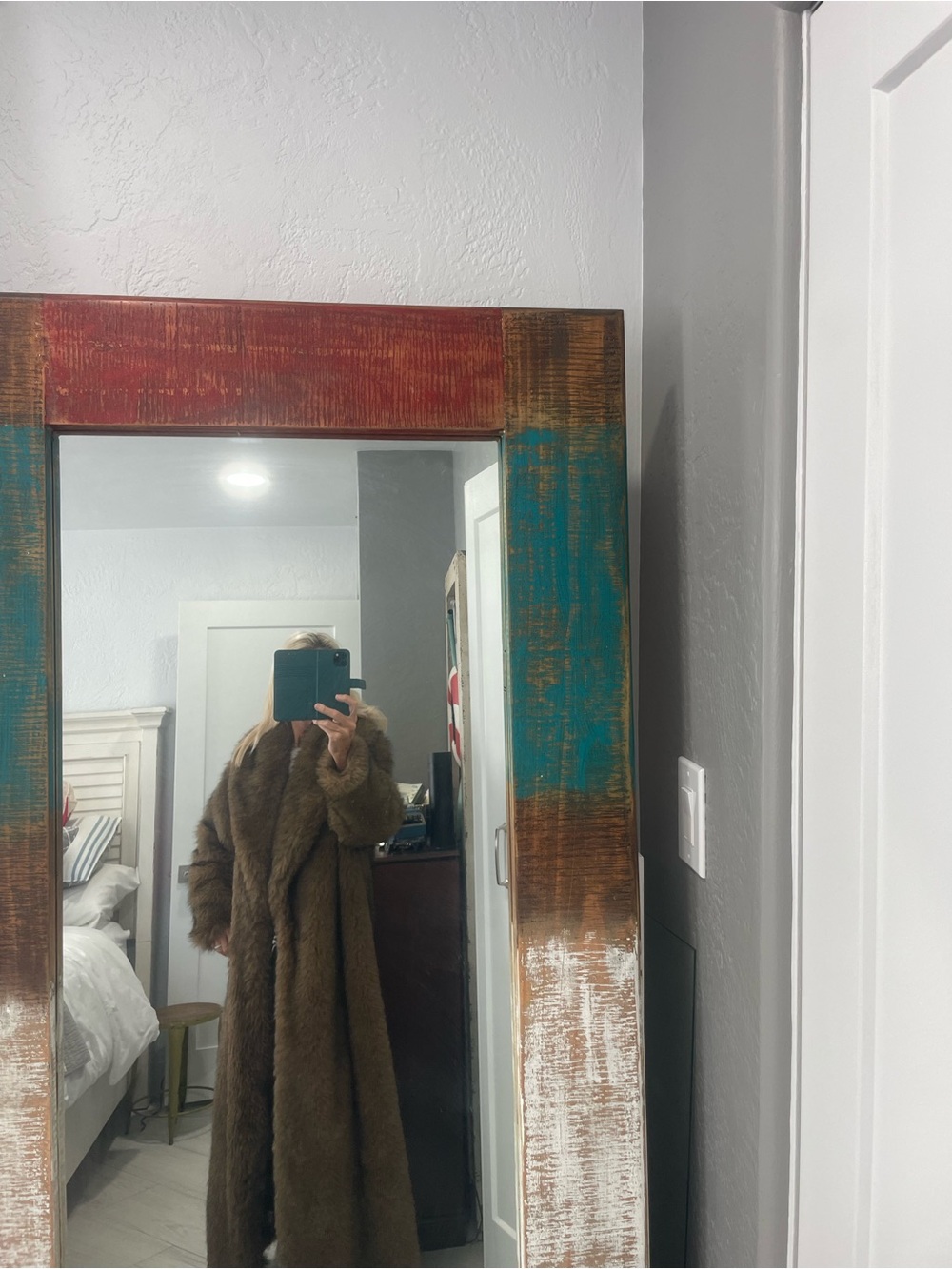 Plush Long Teddy Faux Fur Coat - Brown - Picture 4 of 8